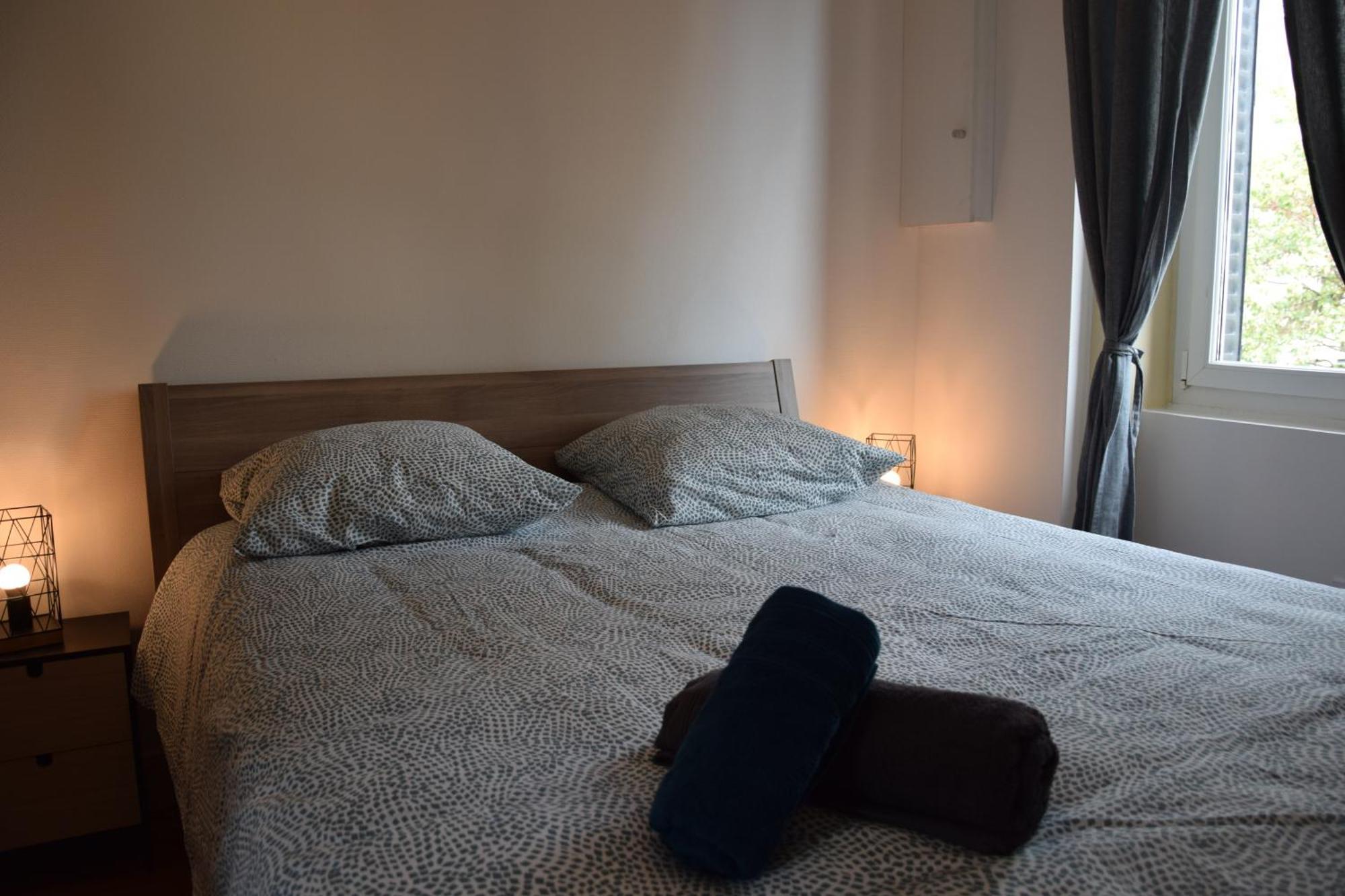 Elegant T2 A Bron, Tramway A 2Min, Box Parking, 4Personnes Lejlighed Eksteriør billede